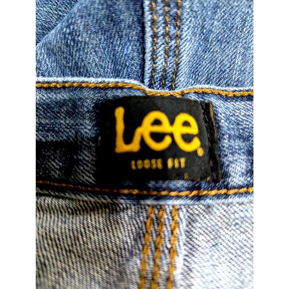 Lee loose fit mens jeans 32x 3 Distressed pant leg both legs  at heel Med Weight - Picture 2 of 10